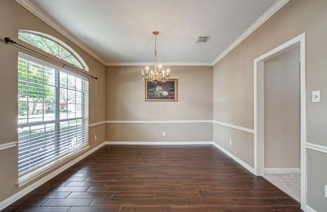 15919 Hurstfield Pointe Drive, Cypress, TX 77429