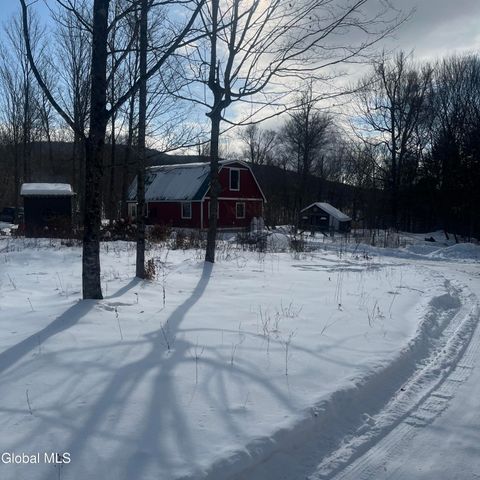 250 Co Rd 61, Cambridge, NY 12816