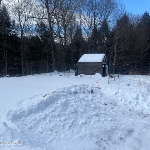 250 Co Rd 61, Cambridge, NY 12816