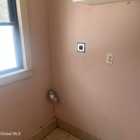 250 Co Rd 61, Cambridge, NY 12816