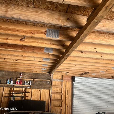 250 Co Rd 61, Cambridge, NY 12816