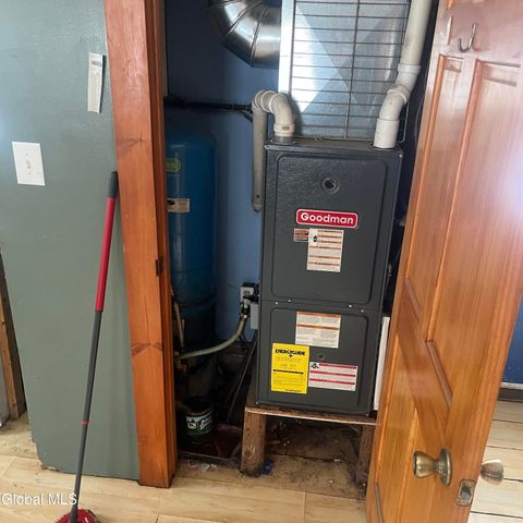 250 Co Rd 61, Cambridge, NY 12816