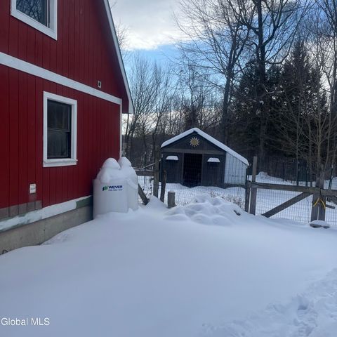 250 Co Rd 61, Cambridge, NY 12816