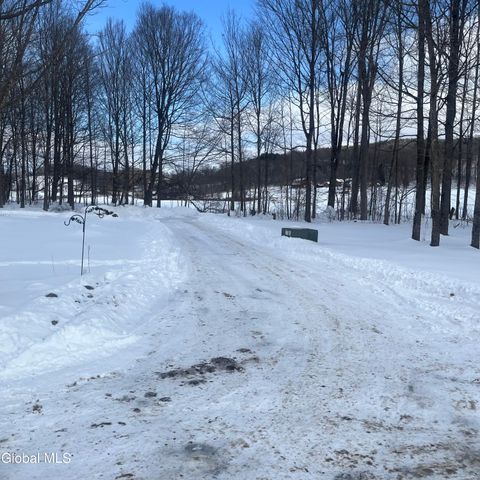250 Co Rd 61, Cambridge, NY 12816