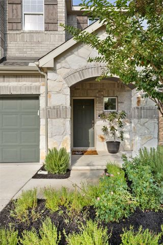 17316 Hattie TRCE, Austin, TX 78738