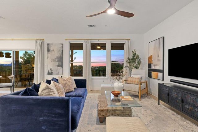 17316 Hattie TRCE, Austin, TX 78738
