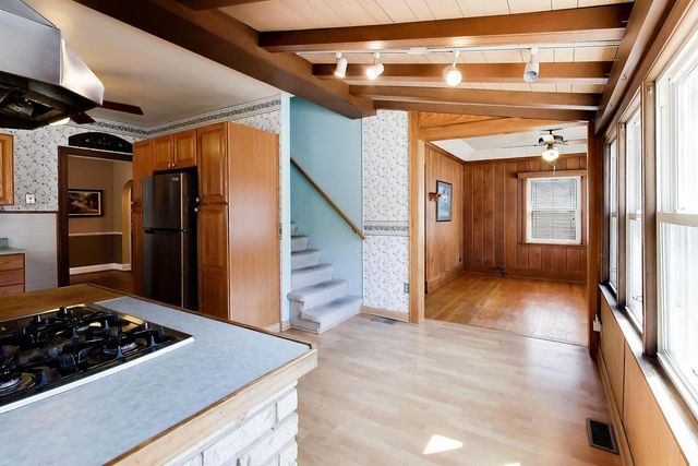 6744 N Oconto Avenue, Chicago, IL 60631