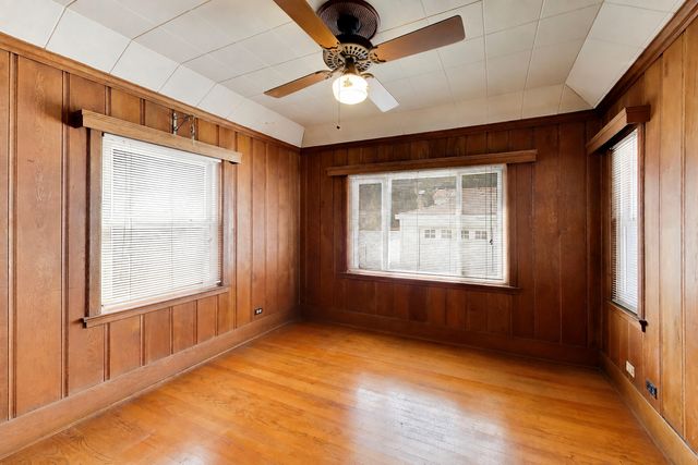 6744 N Oconto Avenue, Chicago, IL 60631