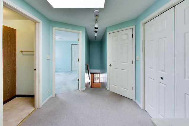 6744 N Oconto Avenue, Chicago, IL 60631