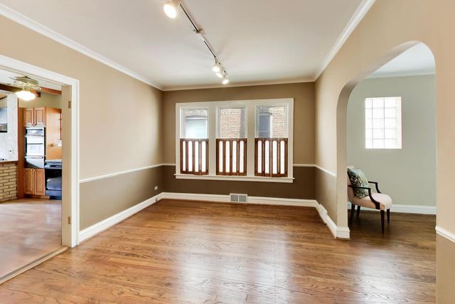 6744 N Oconto Avenue, Chicago, IL 60631