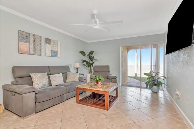 2675 ST JOSEPHS DRIVE E B, Dunedin, FL 34698