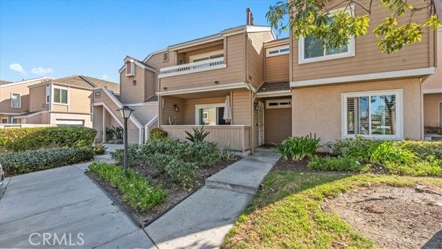 10450 E Briar Oaks B, Stanton, CA 90680