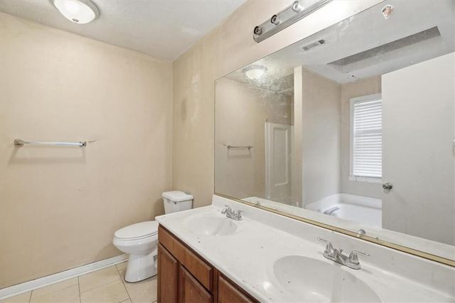 194 Brownlee Road SW, Atlanta, GA 30331
