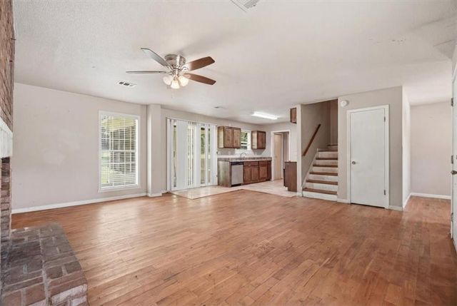 194 Brownlee Road SW, Atlanta, GA 30331