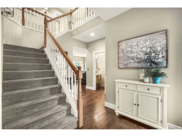 3085 Ne SUNBURST Ave, Hillsboro, OR 97124