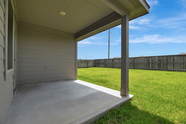 20322 Green Mountain Drive, New Caney, TX 77357
