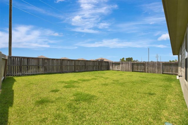 20322 Green Mountain Drive, New Caney, TX 77357
