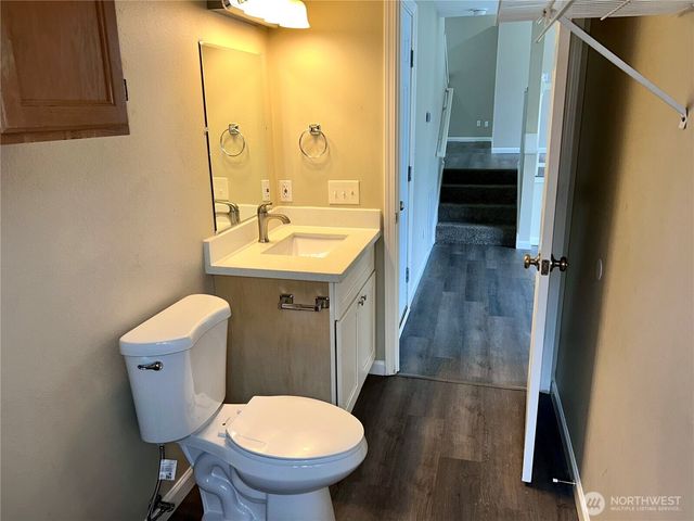 28016 231st Place SE, Maple Valley, WA 98038