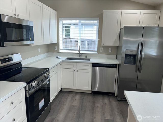 28016 231st Place SE, Maple Valley, WA 98038