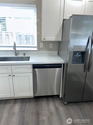 28016 231st Place SE, Maple Valley, WA 98038