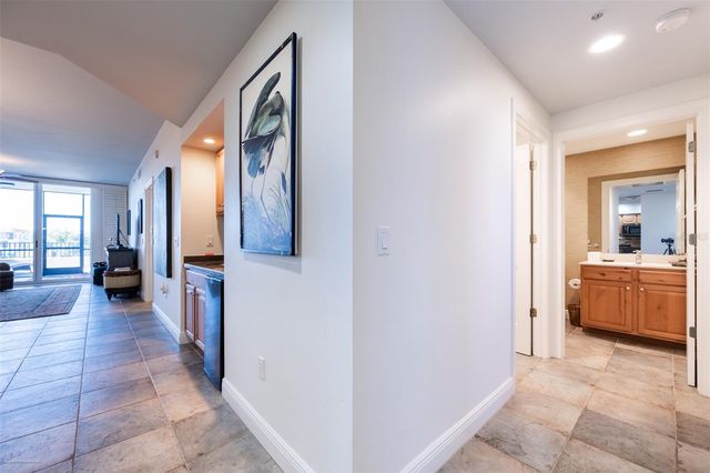 3313 SUNSET KEY CIRCLE 104, Punta Gorda, FL 33955
