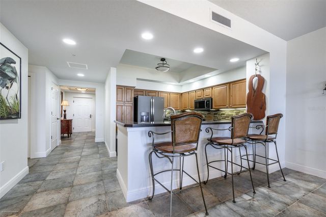 3313 SUNSET KEY CIRCLE 104, Punta Gorda, FL 33955