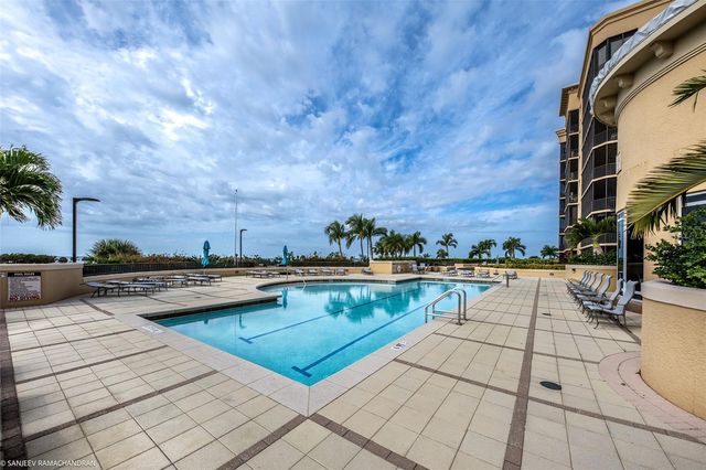 3313 SUNSET KEY CIRCLE 104, Punta Gorda, FL 33955