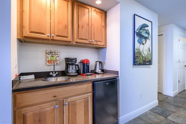 3313 SUNSET KEY CIRCLE 104, Punta Gorda, FL 33955