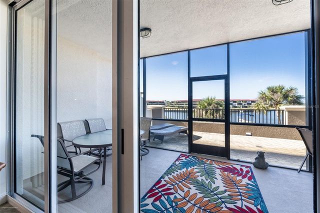 3313 SUNSET KEY CIRCLE 104, Punta Gorda, FL 33955