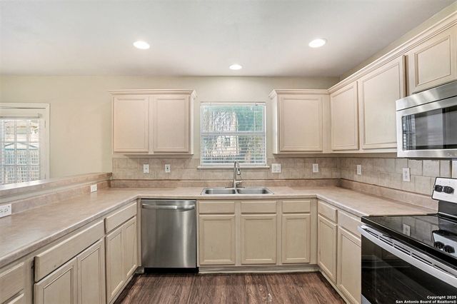 4124 Wensledale, Schertz, TX 78108