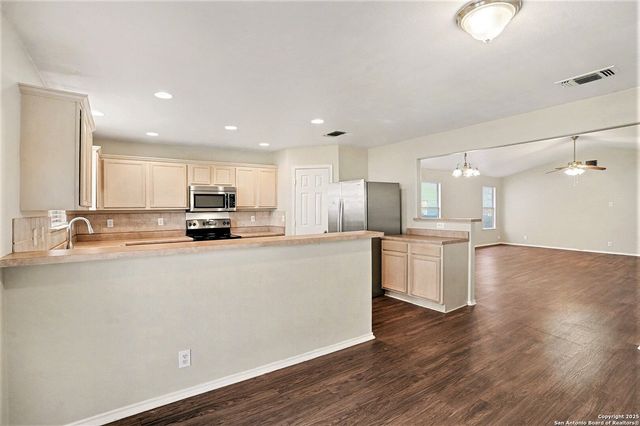 4124 Wensledale, Schertz, TX 78108