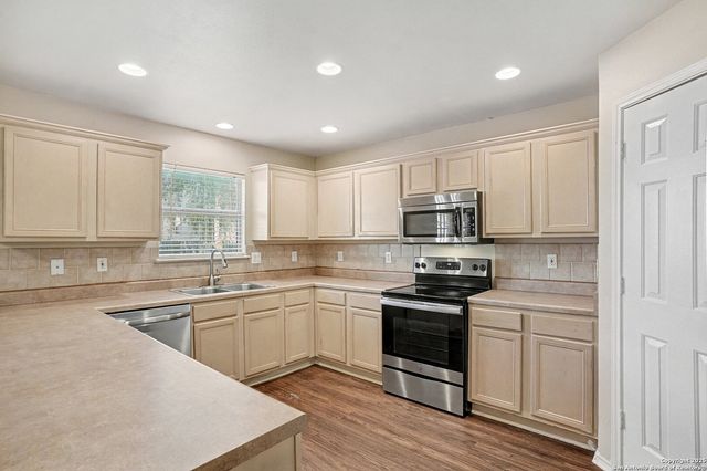 4124 Wensledale, Schertz, TX 78108