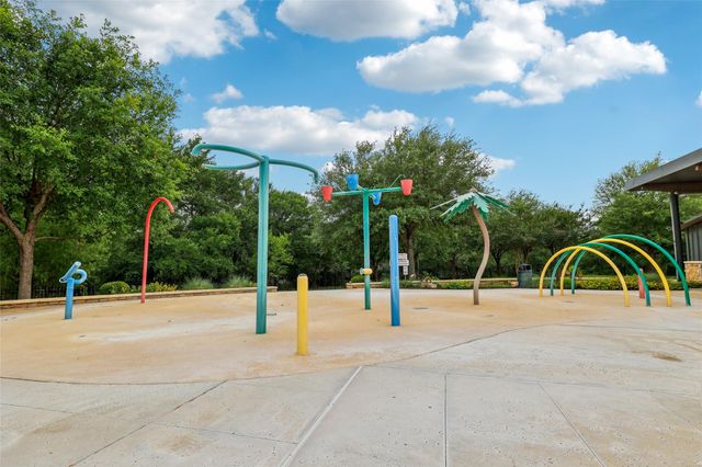 300 Wincliff DR, Buda, TX 78610