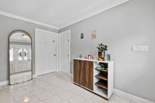 43 Clifford Place 43, Harrison, NY 10528