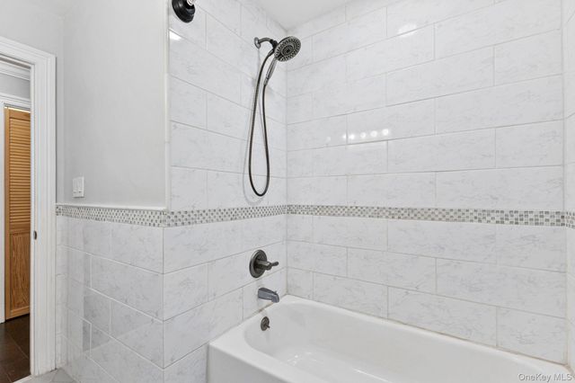 43 Clifford Place 43, Harrison, NY 10528