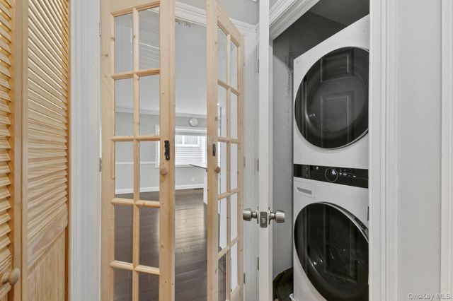 43 Clifford Place 43, Harrison, NY 10528