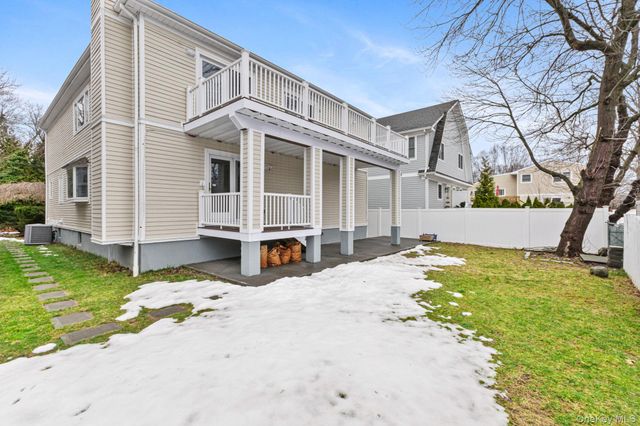 43 Clifford Place 43, Harrison, NY 10528