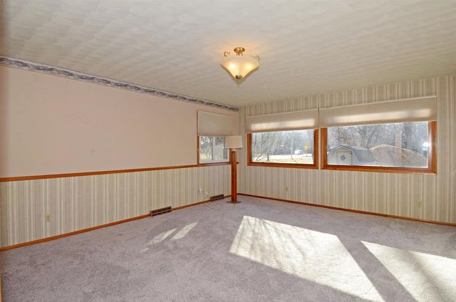 5511 Maywood Road, Monona, WI 53716