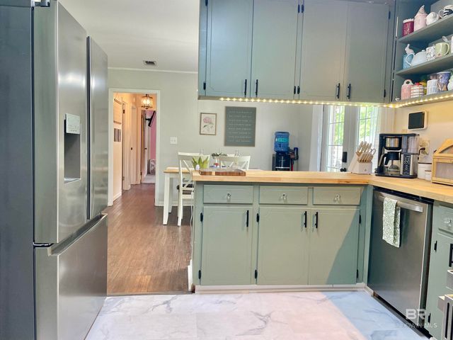 609 E Pine Street, Atmore, AL 36502