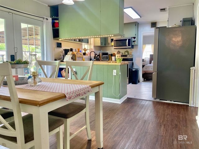 609 E Pine Street, Atmore, AL 36502