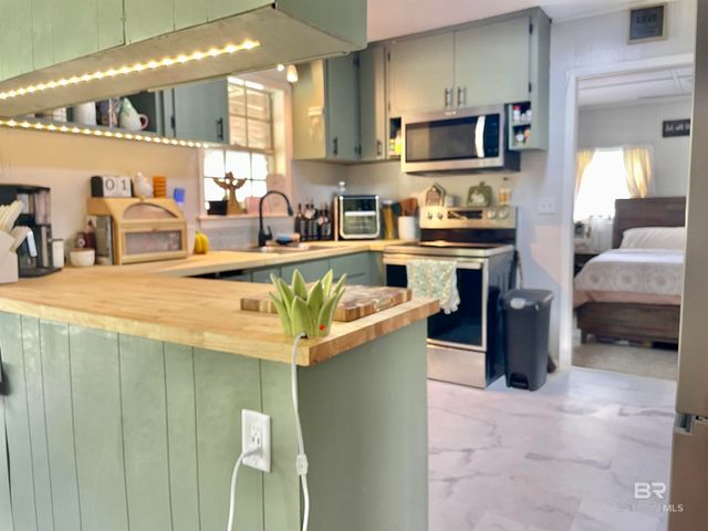 609 E Pine Street, Atmore, AL 36502