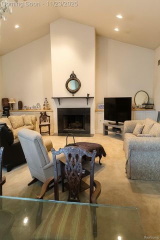 7533 Danbury Drive, West Bloomfield Charter Township, MI 48322