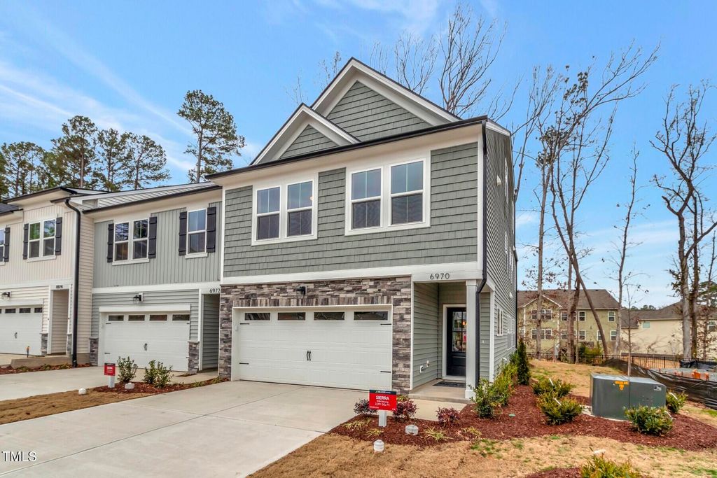 6970 Doddridge Lane 10, Cary, NC 27519