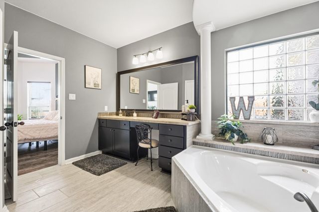 2703 La Spezia Lane, League City, TX 77573