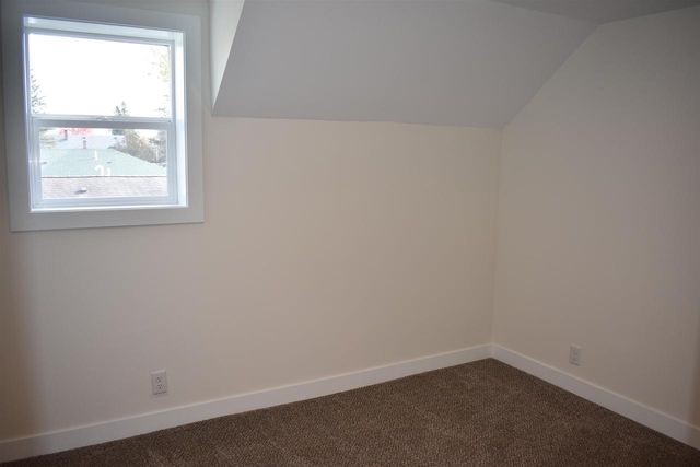 1915 N 53rd St, Superior, WI 54880