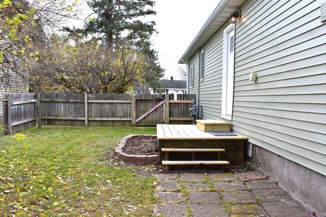 1915 N 53rd St, Superior, WI 54880