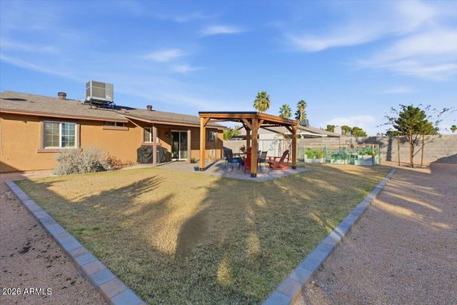 2507 E LIBBY Street, Phoenix, AZ 85032