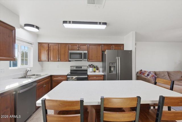 2507 E LIBBY Street, Phoenix, AZ 85032