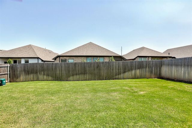 3727 Hardy Drive, Norman, OK 73069