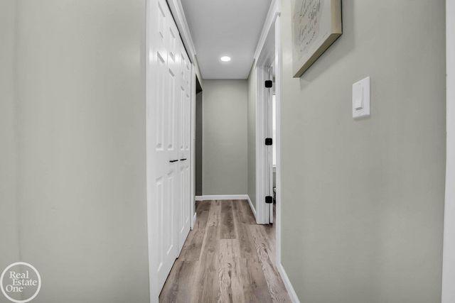 22816 Shakespeare Street, Eastpointe, MI 48021